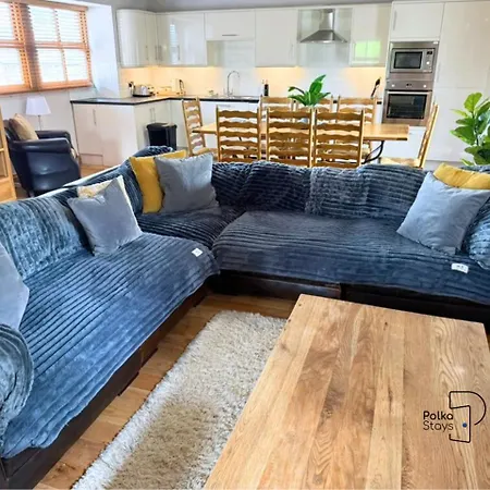 Old Corner Barn District Escape By Polkastays Dom wakacyjny *